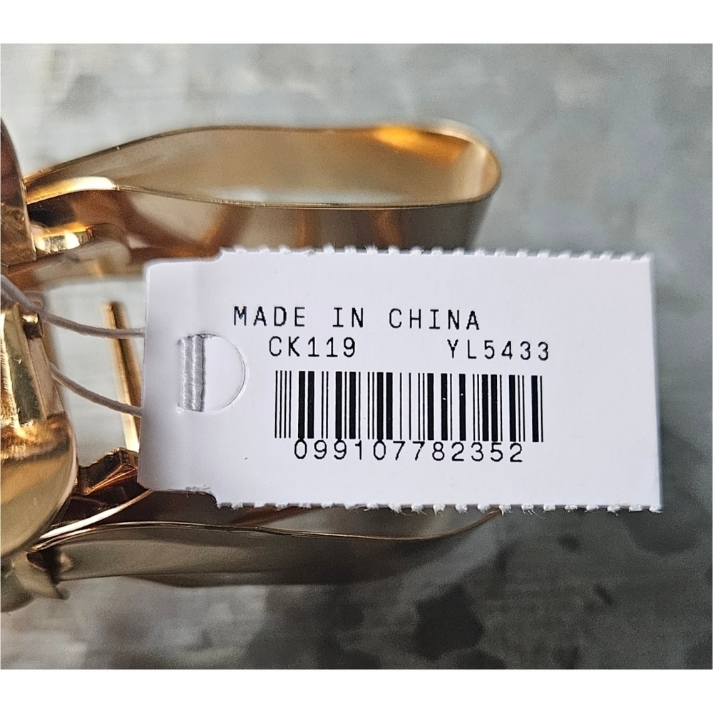 J. Crew Metallic Bow Claw Hair Clip - Picture 5 of 5